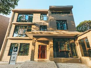 zmax hotels wuhan east lake