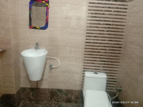 priya hotel faizabad