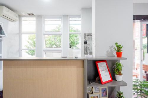 reddoorz near jalan adi sucipto solo