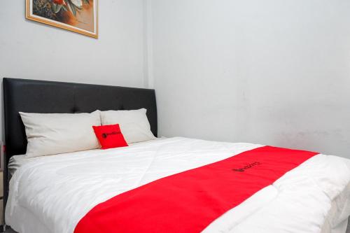 reddoorz near jalan adi sucipto solo