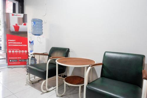reddoorz near jalan adi sucipto solo