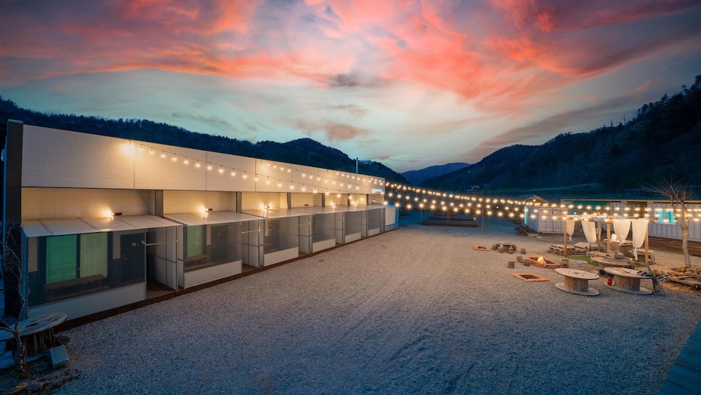 gapyeong yeoldudal spapensionandcamping