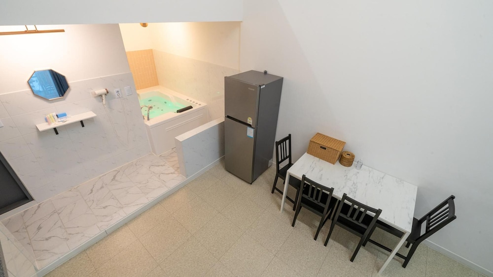 gapyeong yeoldudal spapensionandcamping