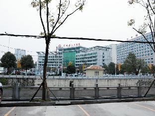 greentree inn hubei province xianning city tongche