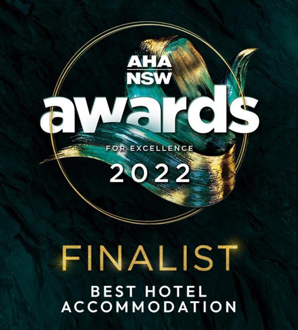 grand hotel wyong