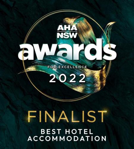 grand hotel wyong