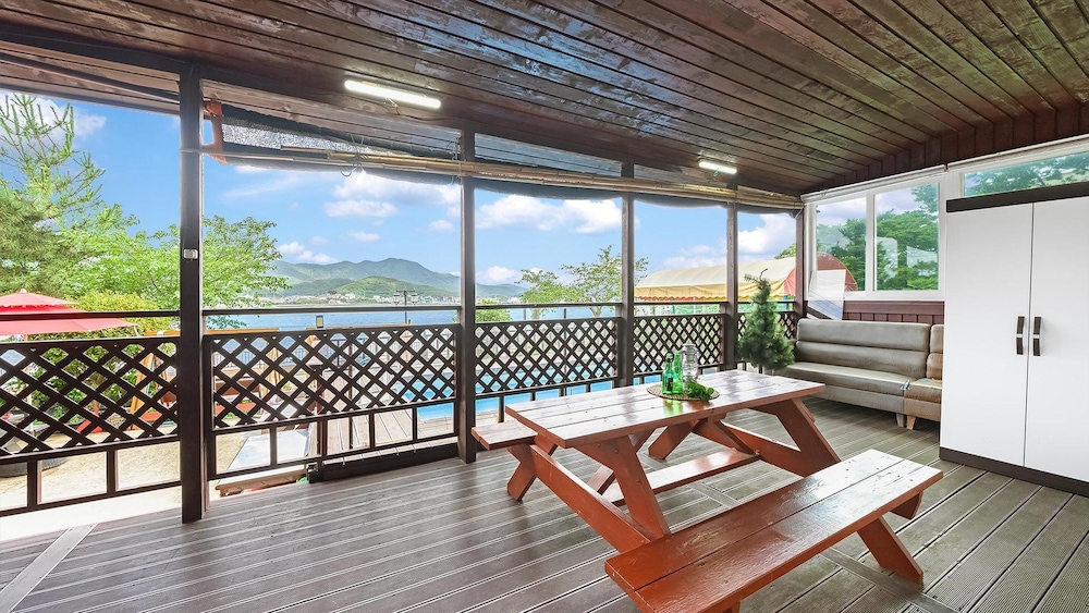 tongyeong hwanggeumbada pension