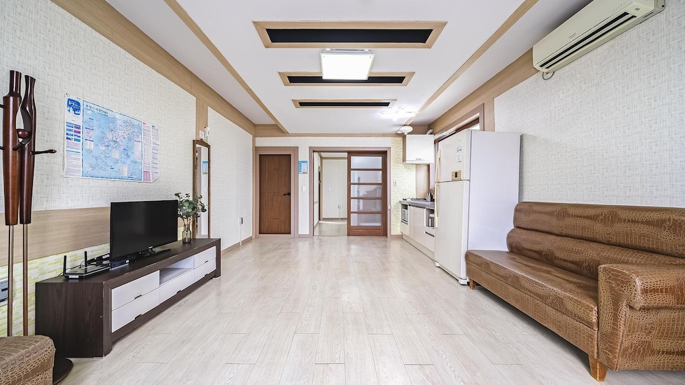 tongyeong hwanggeumbada pension