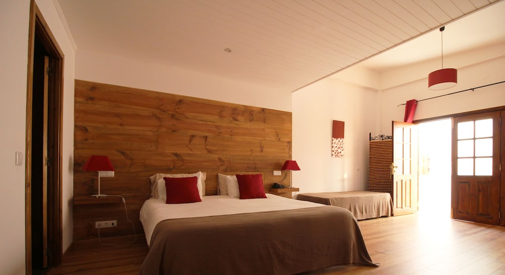 guesthouse vila lusitania