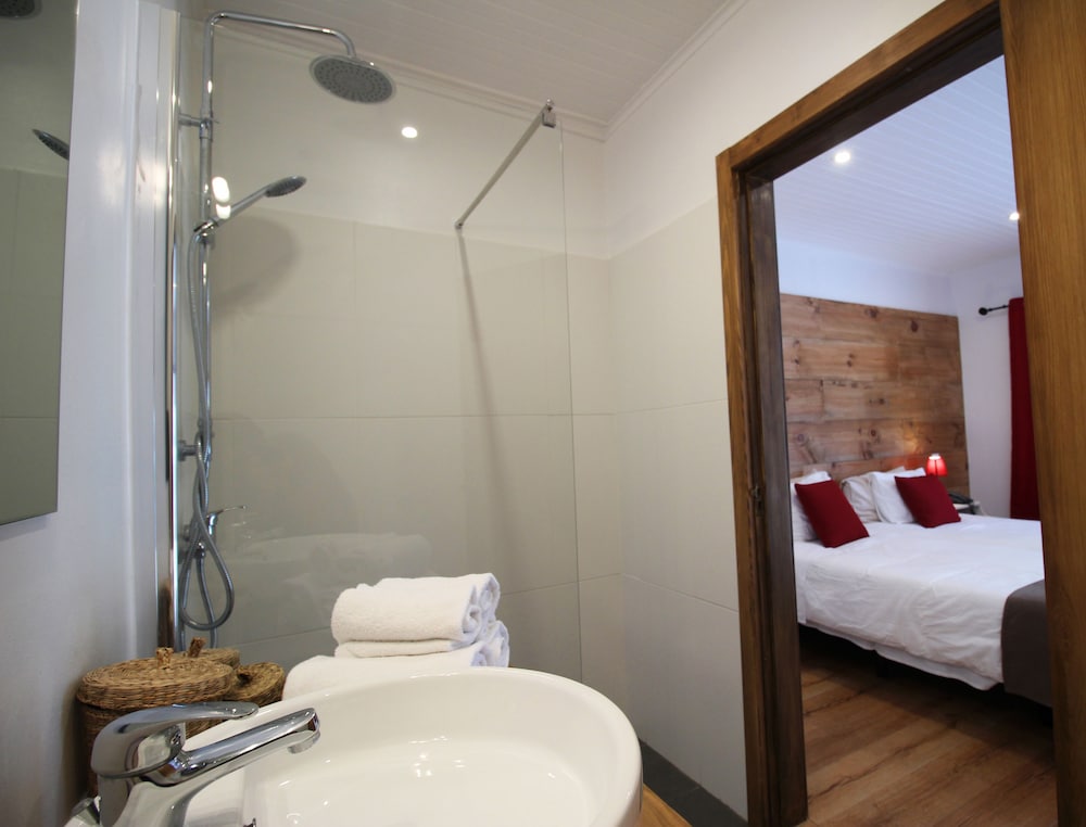 guesthouse vila lusitania