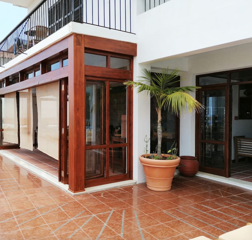 guesthouse vila lusitania