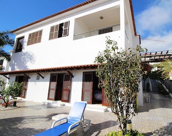 guesthouse vila lusitania
