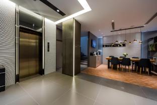 home business travel inn shanghai east nanjing road the bund center