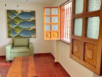 suites colonial