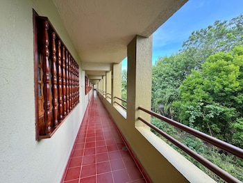 suites colonial