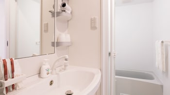condominium resort naha living inn asahibashi ekimae annex