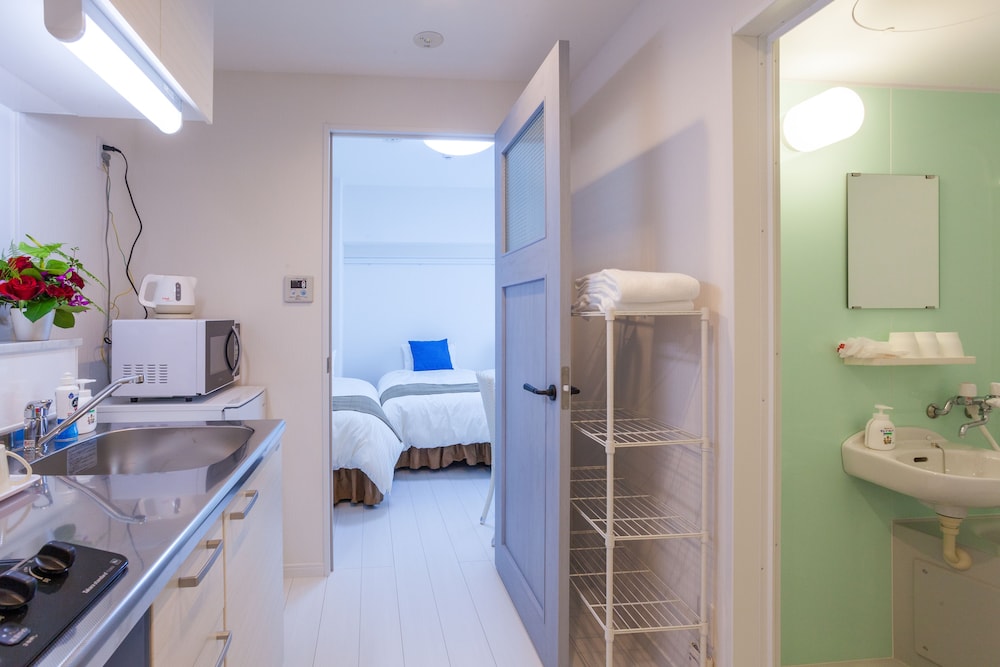 condominium resort naha living inn asahibashi ekimae annex