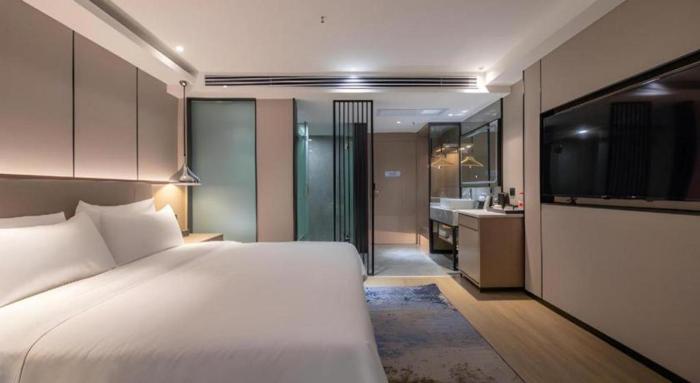 borrman hotel changsha west bus station lugu