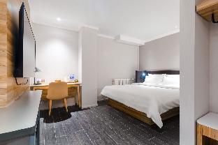 hanting premium beijing east gate of tsinghua uni