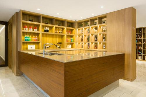 hanting premium beijing east gate of tsinghua uni