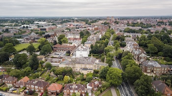 elmbank york tapestry collection by hilton