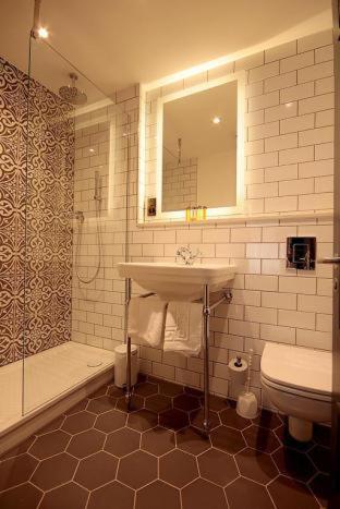 elmbank york tapestry collection by hilton