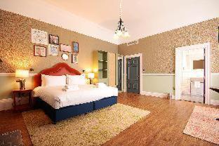 elmbank york tapestry collection by hilton
