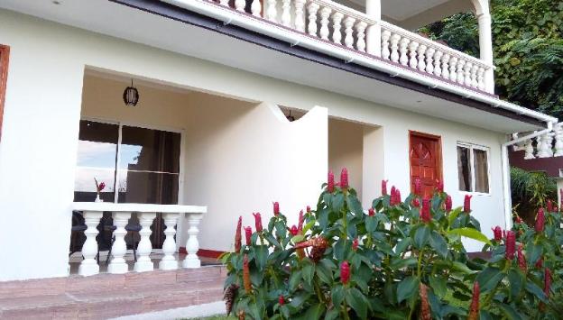 precious residence c self catering studio