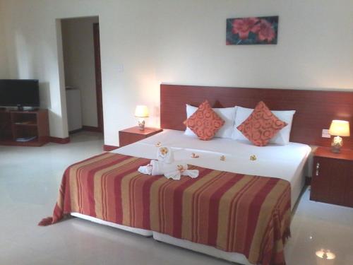 precious residence c self catering studio