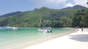 precious residence c self catering studio