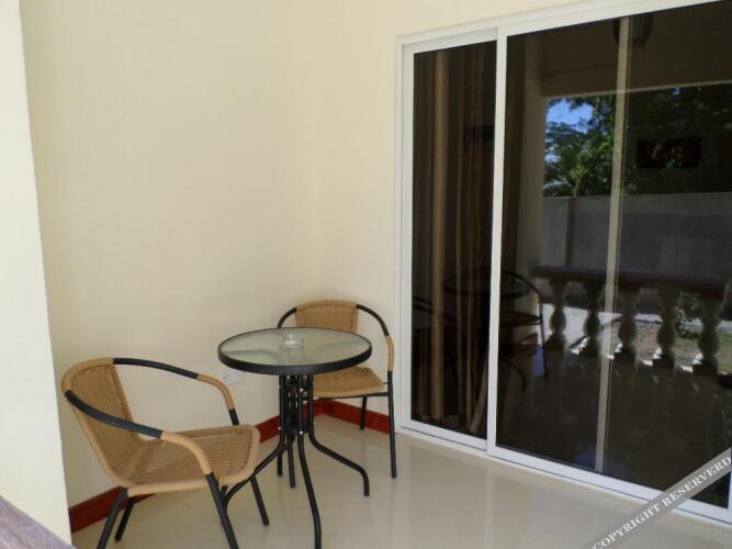 precious residence c self catering studio