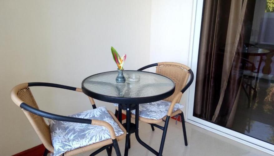 precious residence c self catering studio