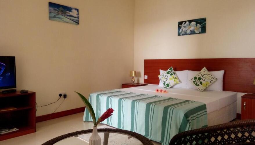 precious residence c self catering studio