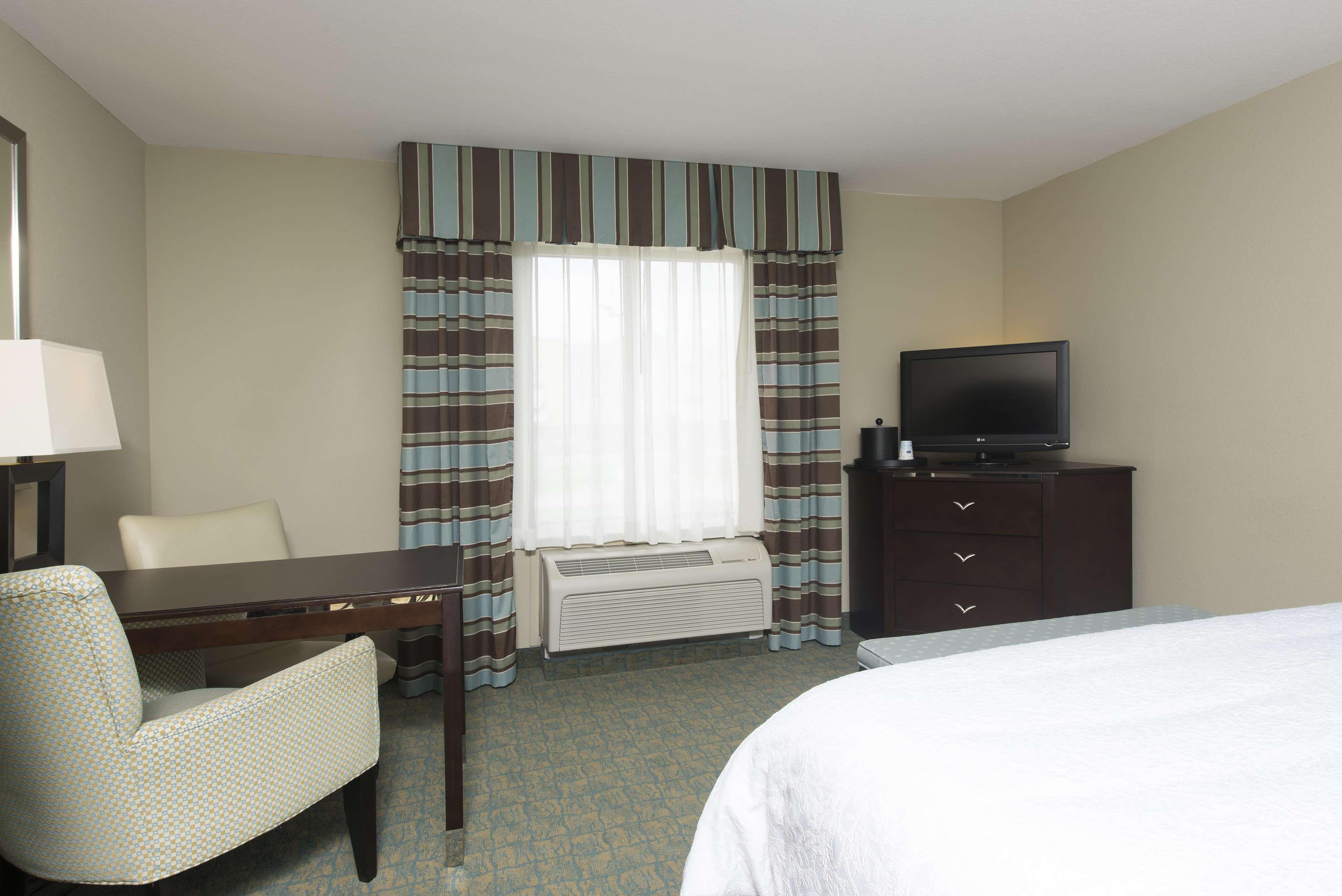 hampton inn and suites crawfordsville