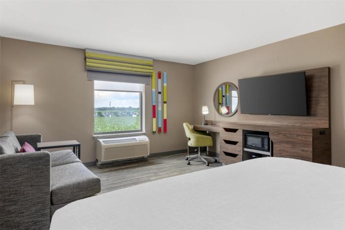 hampton inn and suites crawfordsville