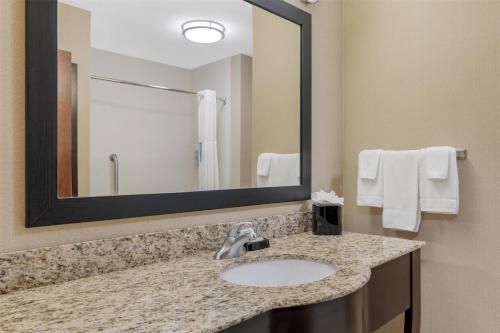 hampton inn and suites crawfordsville