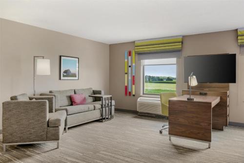 hampton inn and suites crawfordsville