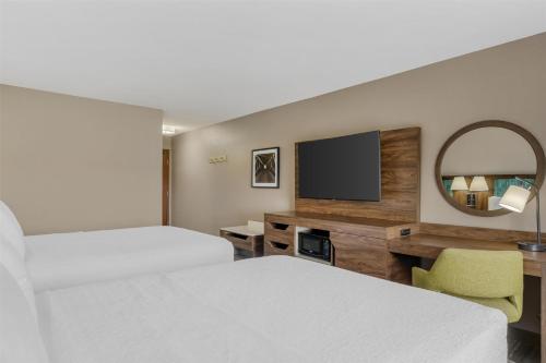hampton inn and suites crawfordsville