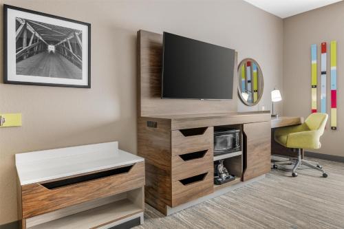 hampton inn and suites crawfordsville
