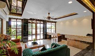 Treebo Premium Median Inn,,3 star