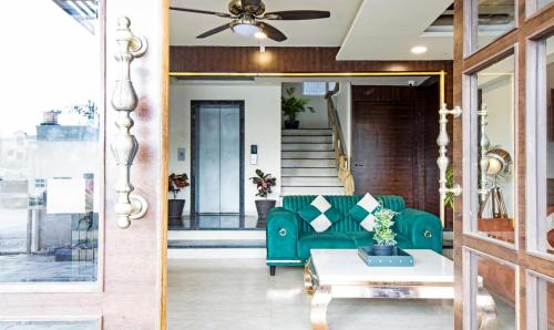 treebo premium median inn