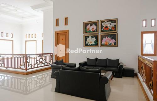 reddoorz at daffi araya