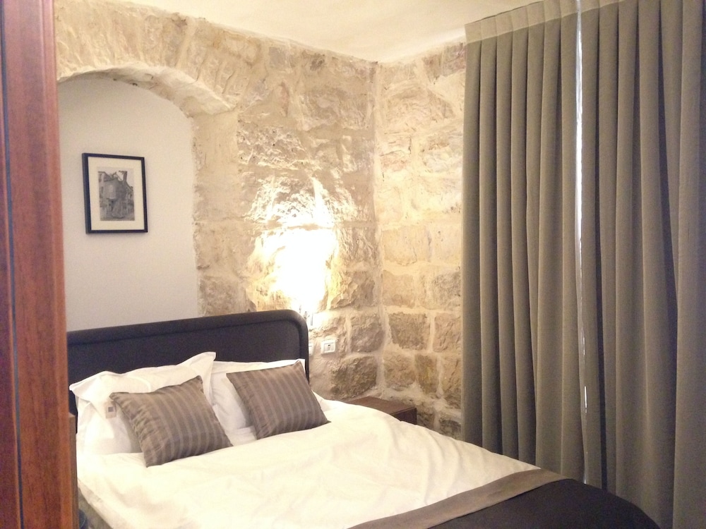 malka hotel