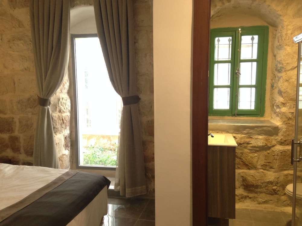 malka hotel