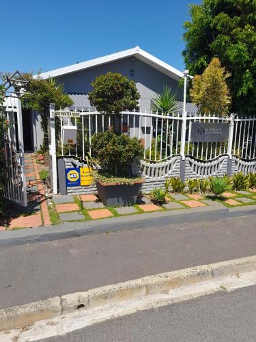 mitchells guesthouse