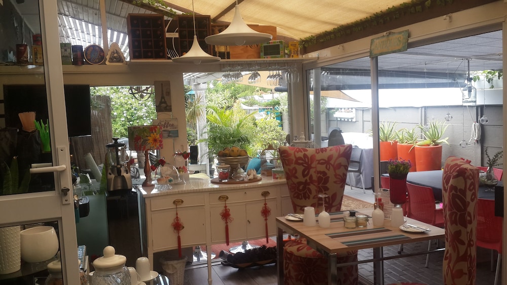 mitchells guesthouse