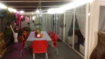 Mitchells Guesthouse,Parow>>Cape Town,3.5 star