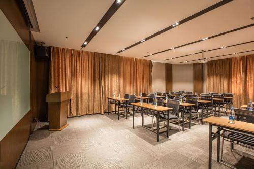 ji hotel dalian high tech zone wanda plaza