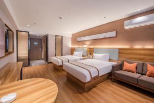 jtour inn liuzhou luzhai jiandong building bus station