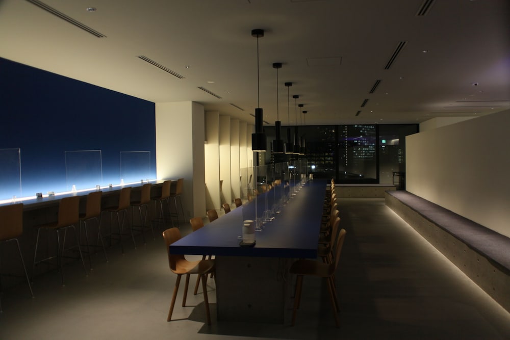 rembrandt cabin shinjuku shin okubo